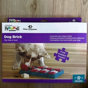 Dog Enrichment Toy Skill Level Easy NEVER OPENED